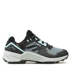 Trekkingi adidas. Niebieskie buty trekkingowe Adidas, bez wzorów, z gore-texu, bez zapięcia. Za 599.99 zł.