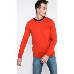 Tommy Jeans - Sweter. Szare swetry nierozpinane marki Tommy Jeans, z dzianiny, z okrągłym kołnierzem, z krótkim rękawem. W wyprzedaży za 299.90 zł.