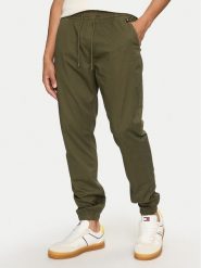 Tommy Jeans Joggery Austin DM0DM19487 Zielony Slim Fit. Zielone joggery i bojówki Tommy Jeans, m, bez wzorów, z bawełny. Za 329.99 zł.