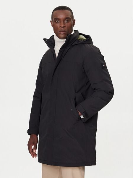 Tommy Hilfiger Kurtka zimowa MW0MW41362 Czarny Regular Fit. Czarne kurtki Tommy Hilfiger, na zimę, m, bez wzorów, z syntetyku, bez kaptura. Za 1,149.00 zł.