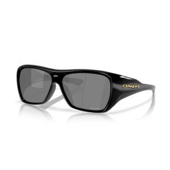 Okulary Mężczyzna OAKLEY CHAMINADE UNISEX. Czarne okulary przeciwsłoneczne Oakley. W wyprzedaży za 960.90 zł.
