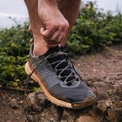 Buty trekkingowe Danner Trail 2650 Campo Czerwony Męskie. Czerwone buty turystyczne DANNER, bez wzorów, z materiału, bez zapięcia, trekkingowe. Za 797.05 zł.
