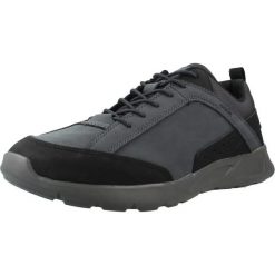 Buty GEOX U SANZIO Szary. Szare buty turystyczne Geox, bez wzorów, z syntetyku, bez zapięcia, na fitness i siłownię. Za 241.99 zł.