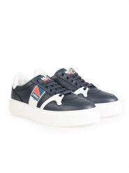 Baldinini Sneakersy | 097900XVIVI | Mężczyzna | Granatowy. Niebieskie buty sportowe casual Baldinini, z aplikacjami, ze skóry, bez zapięcia. W wyprzedaży za 749.00 zł.