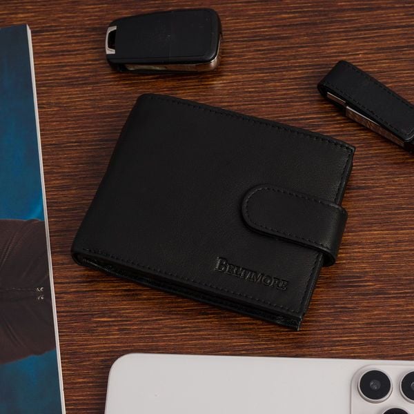 Męski portfel skórzany klasyczny duży poziomy czarny skóra nat Beltimore K43. Czarne portfele bez wzorów, ze skóry. Za 45.00 zł.