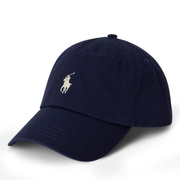 Czapka z daszkiem Polo Ralph Lauren. Niebieskie czapki z daszkiem Polo Ralph Lauren, bez wzorów. Za 269.99 zł.