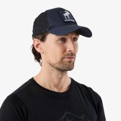 Czapka z daszkiem Unisex Swedemount Forest Cap. Niebieskie czapki z daszkiem SWEDEMOUNT, bez wzorów. Za 79.99 zł.