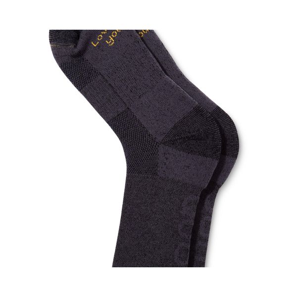 Skarpetki Quoc Merino Tech Wool. Brązowe skarpety QUOC, bez wzorów. Za 150.00 zł.