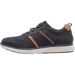 Bugatti OAK Sneakersy niskie dark blue. Buty sportowe casual marki Bugatti. Za 379.00 zł.