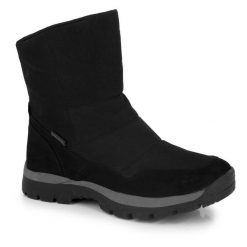 Męskie buty śnieżne z wysuwanym rakiem - KIMBERFEEL - STOCKHOLM. Czarne buty turystyczne Kimberfeel, na zimę, bez wzorów, z materiału, bez zapięcia, trekkingowe. Za 428.00 zł.