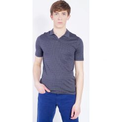 Polo we wzory. Niebieskie koszulki polo sportowe Armani Collezioni, l, bez wzorów, bez kołnierzyka, bez ramiączek. Za 285.00 zł.