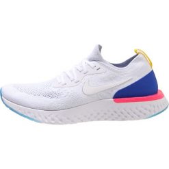 Nike Performance EPIC REACT FLYKNIT Obuwie do biegania treningowe white/racer blue/pink. Buty treningowe marki Nike Performance. Za 639.00 zł.