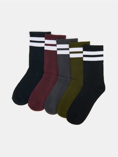 Skarpetki z bawełną w paski 5 pack - wielobarwny. Skarpety Sinsay, bez wzorów, z bawełny. Za 19.99 zł.