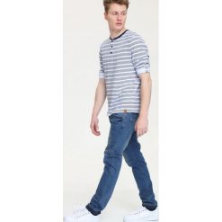 T-SHIRT DŁUGI RĘKAW MĘSKI WE WZORY. T-shirty marki TOP SECRET. W wyprzedaży za 24.99 zł.