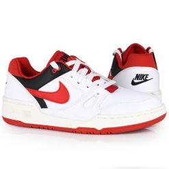 Buty męskie sportowe sneakersy Nike FULL FORCE LO. Białe buty sportowe casual Nike, bez wzorów, bez zapięcia. W wyprzedaży za 319.00 zł.