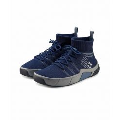 Buty zimowe męskie Brubeck WINTER MERINO. Niebieskie buty turystyczne Brubeck, na zimę, bez wzorów, bez zapięcia, trekkingowe. W wyprzedaży za 419.00 zł.