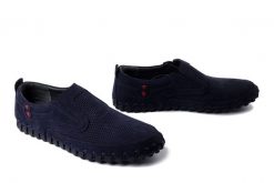 MANITU 630234-05 blau, półbuty męskie. Niebieskie eleganckie półbuty Manitu, bez wzorów, bez obcasa, na płaskiej podeszwie, bez zapięcia. Za 263.92 zł.