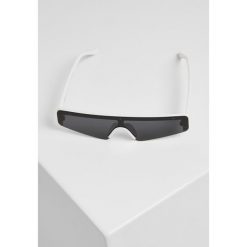 Klasyczne okulary przeciwsłoneczne Urban (x2). Białe okulary przeciwsłoneczne Urban Classics. Za 168.00 zł.