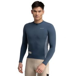 Męska koszulka rowerowa gravel z długim rękawem Kolarstwo Siroko GM3 Karakór. Niebieskie bluzy SIROKO, m, bez wzorów, z materiału, bez kaptura. W wyprzedaży za 168.00 zł.