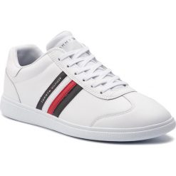 Sneakersy TOMMY HILFIGER - Essential Corporate Cupsole FM0FM02038 White 100. Buty sportowe casual marki Tommy Hilfiger. Za 449.00 zł.