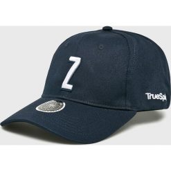 True Spin - Czapka. Czapki z daszkiem marki True Spin. W wyprzedaży za 29.90 zł.