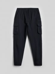 4F Spodnie casual cargo męskie - czarne M. Czarne spodnie materiałowe 4F, na co dzień, m, bez wzorów, z materiału, casualowe. Za 229.99 zł.
