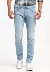LEE LUKE MĘSKIE SPODNIE JEANSOWE JEANSY DŻINSY BLUE SKY LIGHT L719ICC25 112331736. Niebieskie spodnie materiałowe Lee, na co dzień, na lato, l, bez wzorów, z bawełny, casualowe. Za 239.99 zł.