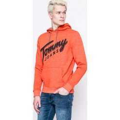 Tommy Jeans - Bluza. Bluzy marki Tommy Jeans. W wyprzedaży za 219.90 zł.