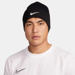 Czapka Nike Peak. Czarne czapki zimowe Nike, bez wzorów. Za 79.99 zł.