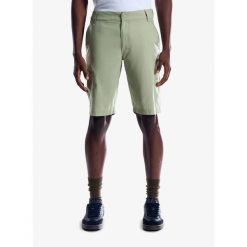 Spodenki turystyczne męskie Berghaus Navigator 2.0 Short. Zielone szorty Berghaus, m, bez wzorów, sportowe. Za 379.49 zł.