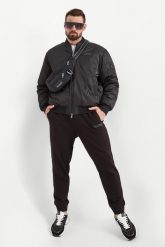 Kurtka męska bomberka ARMANI EXCHANGE. Kurtki Armani Exchange, l, bez wzorów, bez kaptura. W wyprzedaży za 888.30 zł.