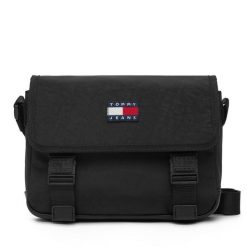 Saszetka Tommy Jeans. Czarne saszetki i nerki Tommy Jeans, bez wzorów, z jeansu. Za 259.99 zł.