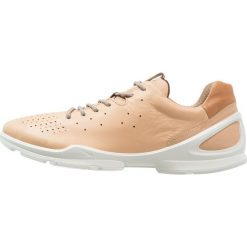 Ecco BIOM STREET Obuwie do biegania Turystyka powder. Buty do biegania marki ecco. W wyprzedaży za 371.40 zł.