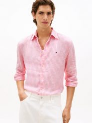 Tommy Hilfiger koszula lniana Mężczyźni Regular Fit len (100%) różowy, S. Czerwone koszule Tommy Hilfiger, m, bez wzorów, ze lnu, bez kołnierzyka, bez ramiączek. Za 349.95 zł.