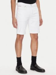 Calvin Klein Jeans Szorty jeansowe J30J327536 Biały Slim Fit. Białe szorty Calvin Klein Jeans, m, bez wzorów, z bawełny. Za 209.99 zł.