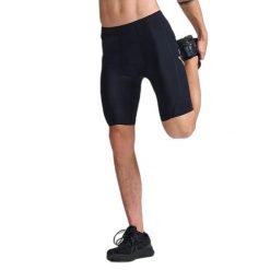 Szorty kompresyjne 2XU Aero. Czarne odzież kompresyjna 2XU, l, bez wzorów, z dzianiny, do biegania. Za 464.50 zł.