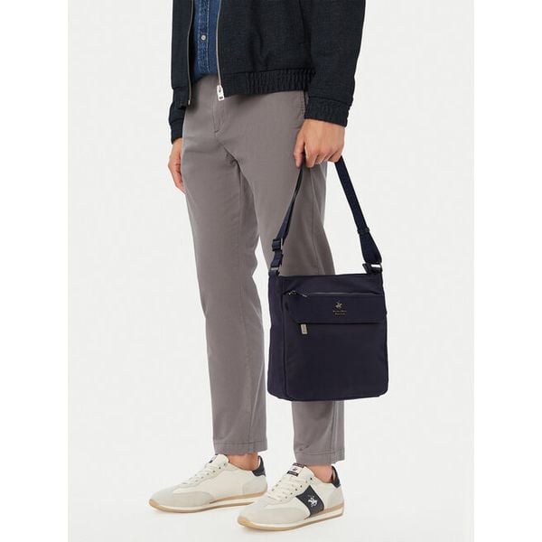 Saszetka Beverly Hills Polo Club. Niebieskie saszetki i nerki Beverly Hills Polo Club, bez wzorów. Za 149.99 zł.