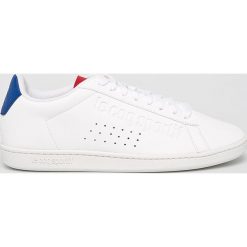 Le Coq Sportif - Buty. Białe buty sportowe casual le coq sportif, bez wzorów, z materiału, z okrągłym noskiem, bez zapięcia. W wyprzedaży za 229.90 zł.
