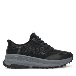 Trekkingi Skechers. Czarne buty trekkingowe Skechers, bez wzorów, bez zapięcia. Za 259.99 zł.