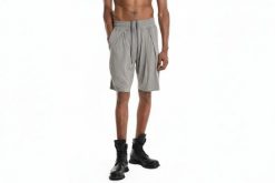 La Haine Inside Us Szorty | 3M M1240 | Mężczyzna | Szary, Zielony. Szare szorty La Haine Inside Us, m, bez wzorów, z bawełny, eleganckie. W wyprzedaży za 459.00 zł.