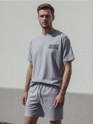 Bawełniana piżama dwuczęściowa z nadrukiem - szary. Szare piżamy Sinsay, l, bez wzorów, z bawełny, bez ramiączek. Za 39.99 zł.