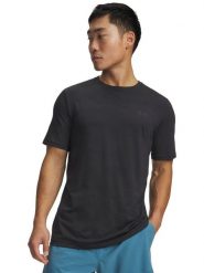 Under Armour Koszulka sportowa "Vanish Elite Smls" w kolorze czarnym rozmiar: XL. Czarne t-shirty sportowe Under Armour, bez wzorów, z materiału, bez ramiączek, outdoorowe. Za 161.73 zł.