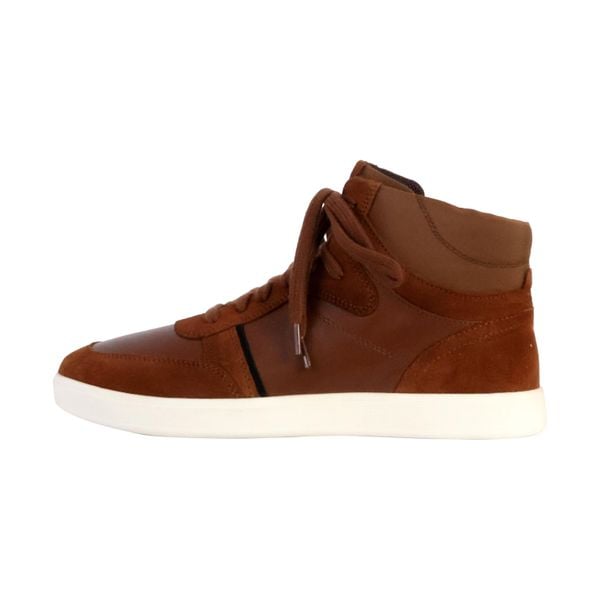 Buty GEOX U AVOLA Brązowy. Brązowe buty turystyczne Geox, bez wzorów, ze skóry, bez zapięcia, do biegania. Za 406.60 zł.