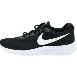 Buty do chodzenia męskie Nike Tanjun. Białe buty sportowe casual Nike, bez wzorów, z materiału, bez zapięcia, nike tanjun. Za 404.00 zł.