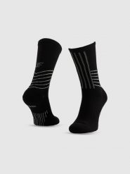 4F Skarpetki trekkingowe z wełną długie męskie - czarne 43-46. Czarne skarpety 4F, bez wzorów, z wełny. Za 49.99 zł.