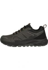 Buty trekkingowe Whistler Qisou. Czarne buty turystyczne WHISTLER, bez wzorów, z materiału, bez zapięcia, trekkingowe. Za 293.50 zł.