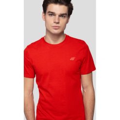 T-shirt męski TSM300 - czerwony. T-shirty marki 4F. Za 39.99 zł.