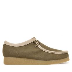Półbuty Clarks. Zielone eleganckie półbuty Clarks, bez wzorów, bez obcasa, bez zapięcia. Za 429.99 zł.