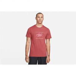 Koszulka sportowa męska Nike Air Jordan Flight Essential. Czerwone t-shirty sportowe Nike, bez wzorów, bez ramiączek. Za 244.00 zł.