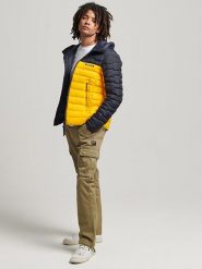 Superdry Kurtka pikowana w kolorze żółto-granatowym rozmiar: M. Żółte kurtki Superdry, m, bez wzorów, bez kaptura. Za 305.20 zł.